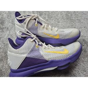 Nike Zoom LeBron Witness 4 Lakers  BV7427100 Men's Shoes Size 10.5 White Purple